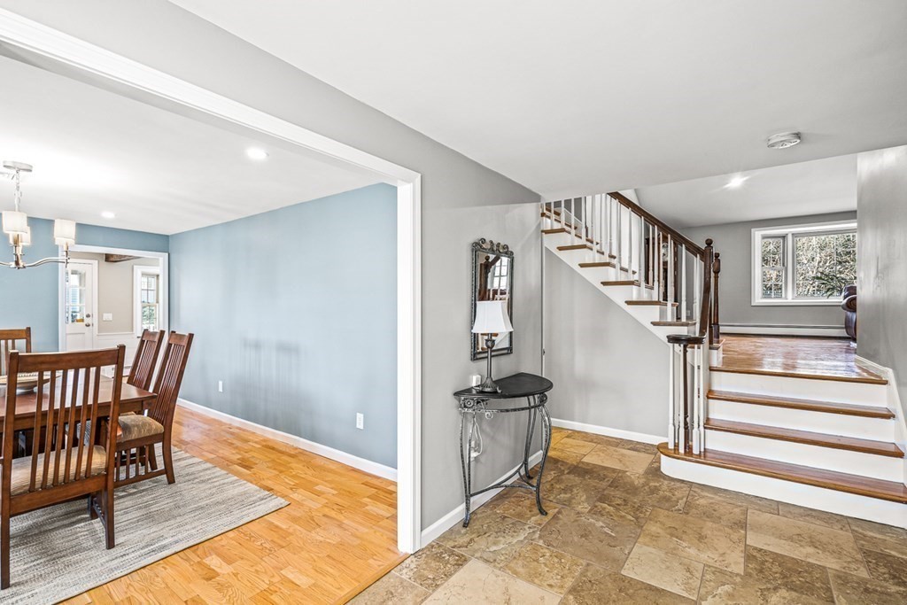 23 Old Farm Road Reading, MA 01867 - Photo 3 of 42