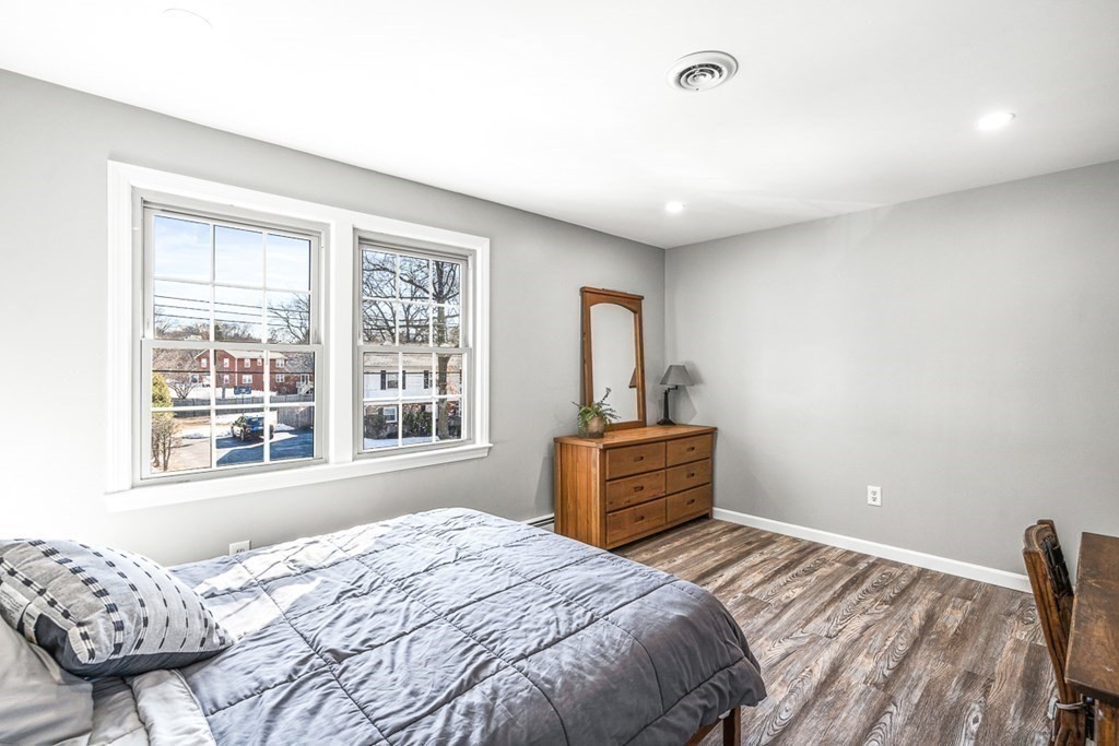 23 Old Farm Road Reading, MA 01867 - Photo 32 of 42