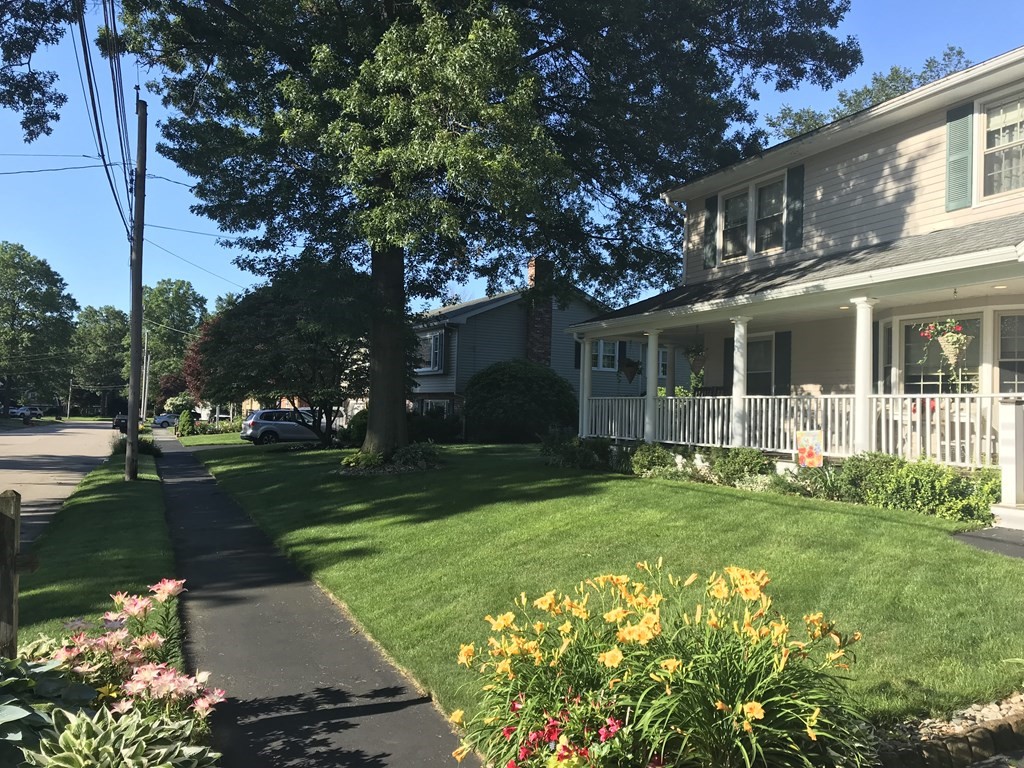 23 Old Farm Road Reading, MA 01867 - Photo 42 of 42