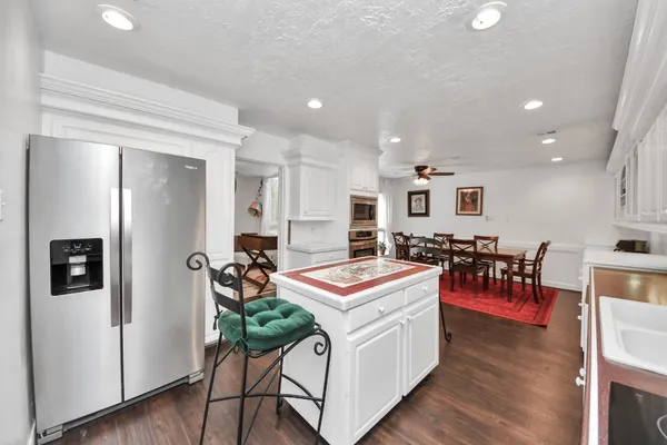 $2,700 | 1502 Southern Pines Court, Houston, TX 77339