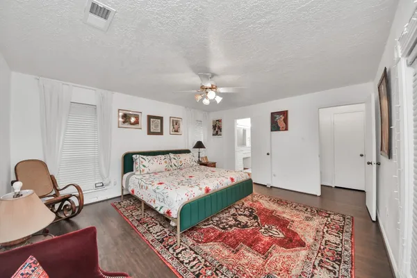 $2,700 | 1502 Southern Pines Court, Houston, TX 77339