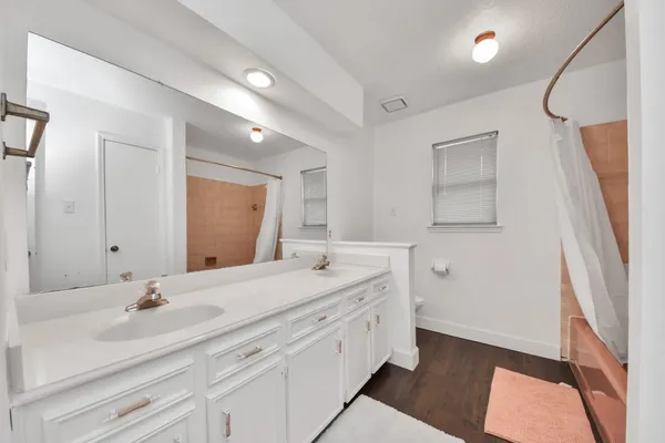 $2,700 | 1502 Southern Pines Court, Houston, TX 77339