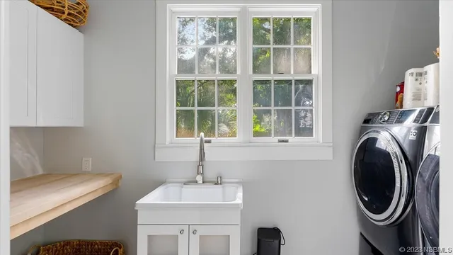 $2,400,000 | 504 North Riverside Drive, New Smyrna Beach, FL 32168