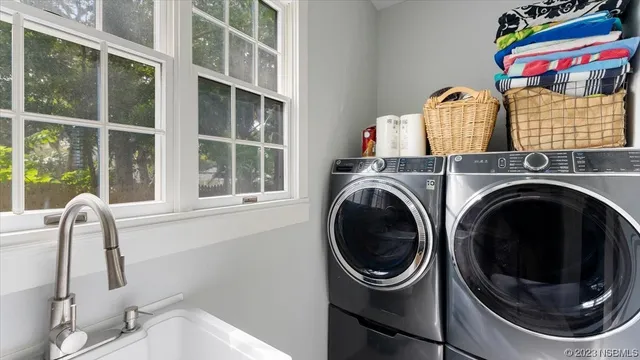 $2,400,000 | 504 North Riverside Drive, New Smyrna Beach, FL 32168