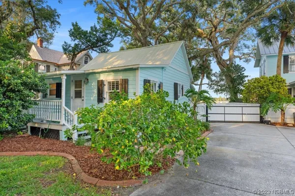 $2,400,000 | 504 North Riverside Drive, New Smyrna Beach, FL 32168