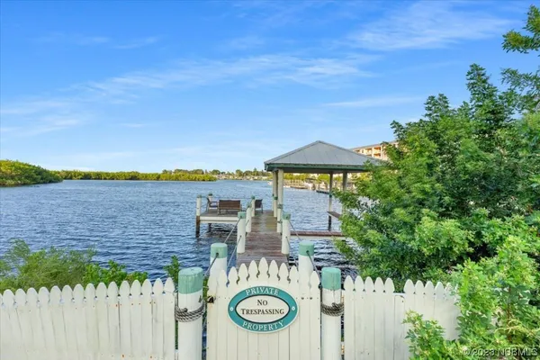 $2,400,000 | 504 North Riverside Drive, New Smyrna Beach, FL 32168