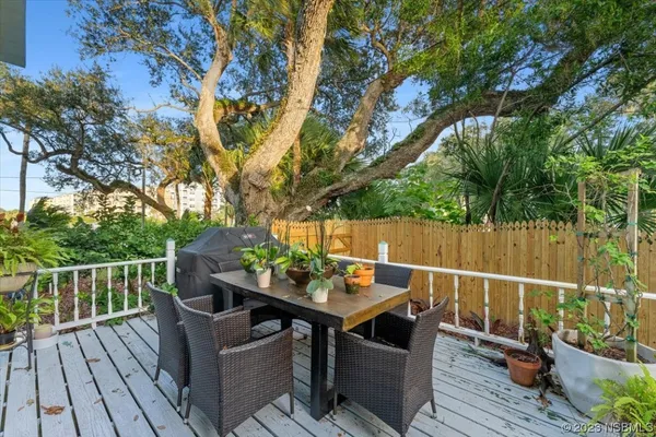 $2,400,000 | 504 North Riverside Drive, New Smyrna Beach, FL 32168