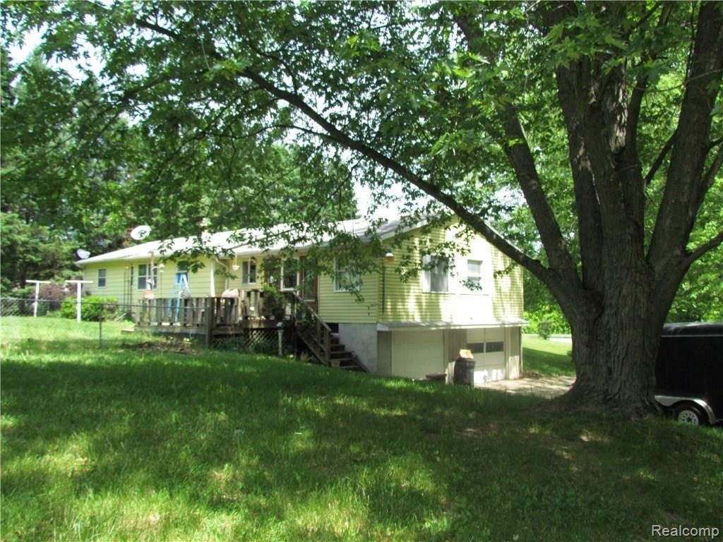 8283 North State Road Otisville, MI 48463 - Photo 9 of 36 IMG_2446.JPG