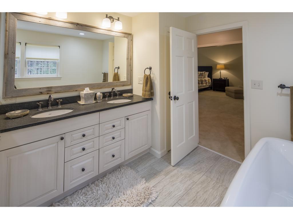 10 Rockrimmon Road North Hampton, NH 03862 - Photo 22 of 36