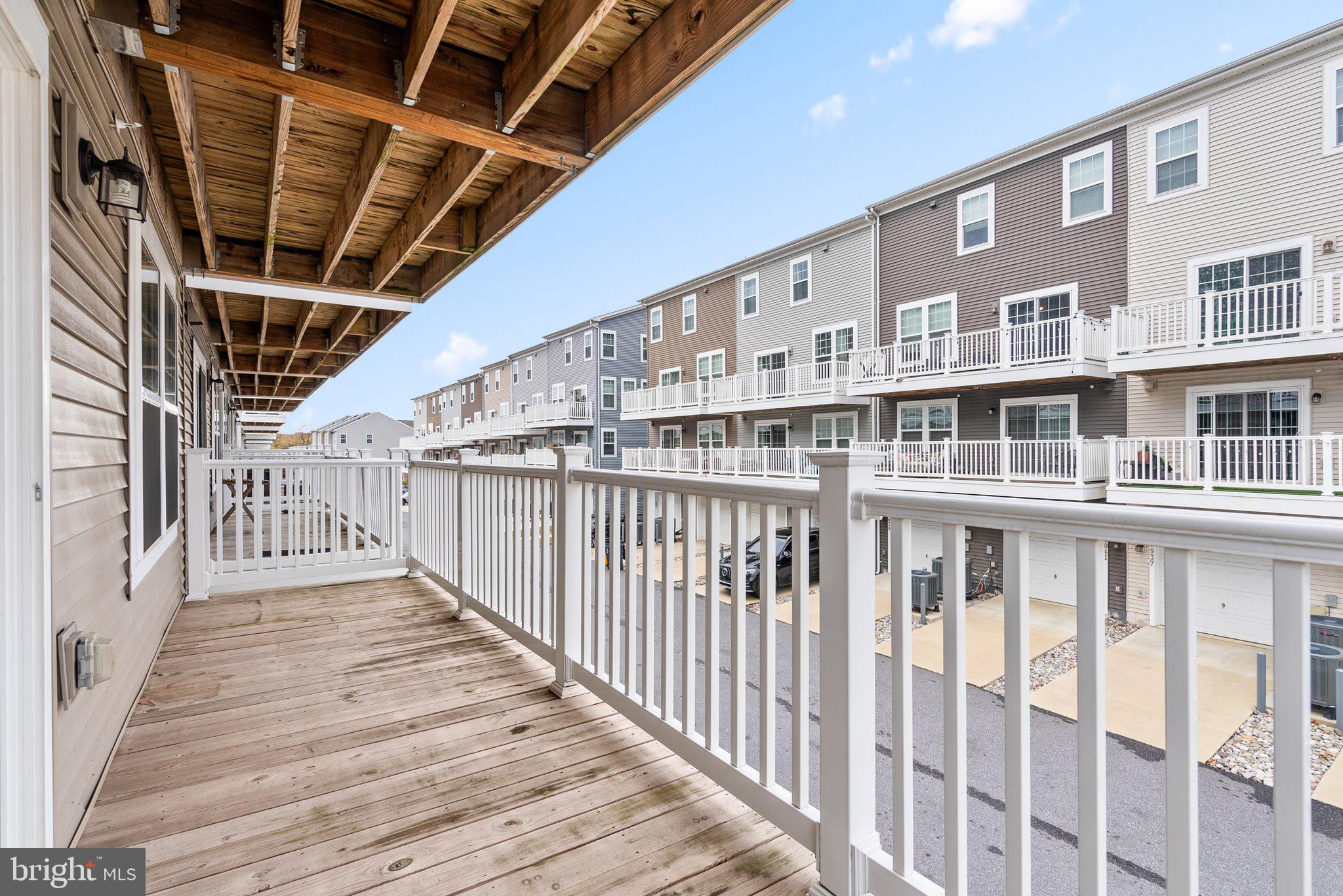 2734 Duvall Ridge Road Hyattsville, MD 20785 - Photo 12 of 31 Deck off the Den/Family Room.