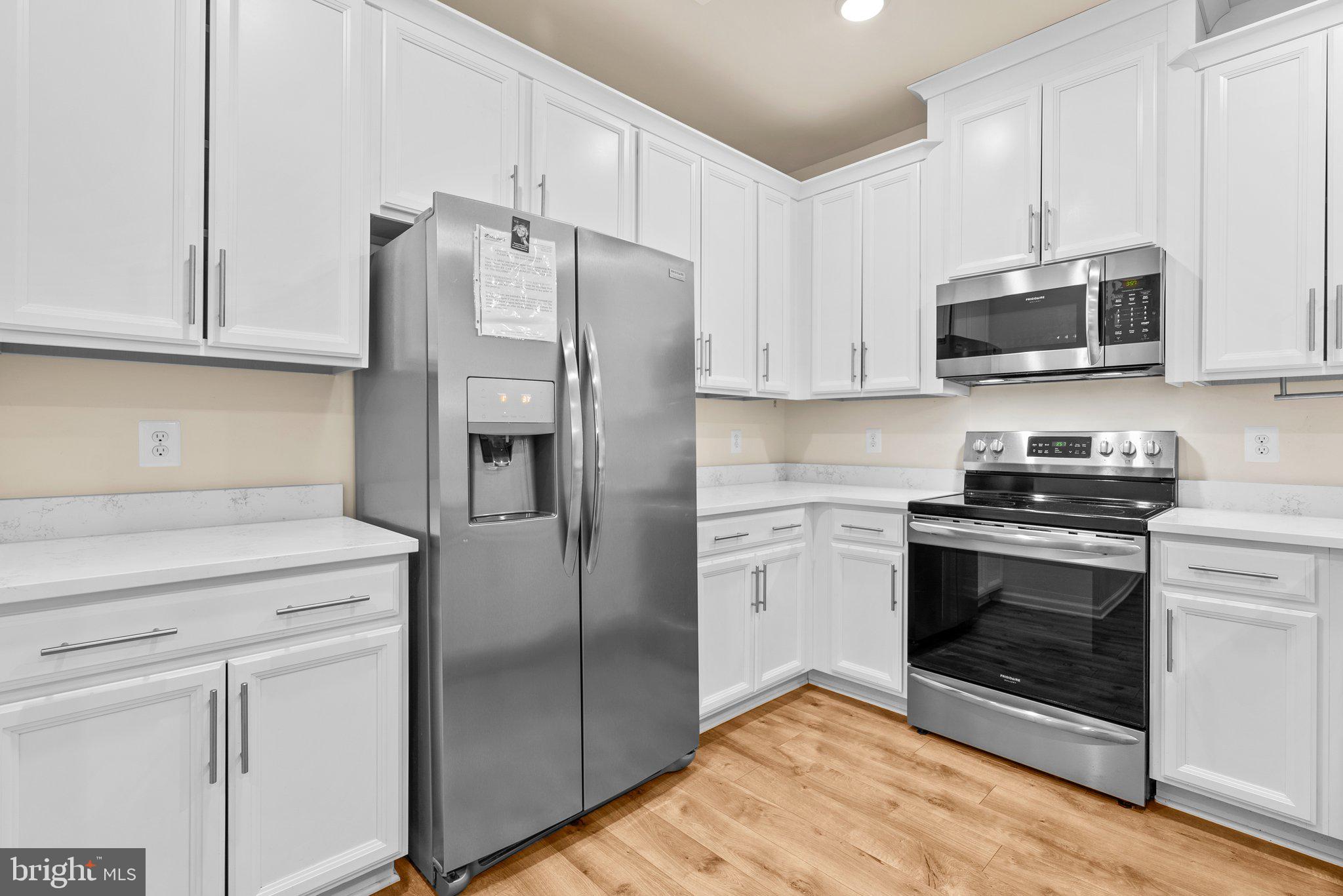 2734 Duvall Ridge Road Hyattsville, MD 20785 - Photo 7 of 31 Stainless Steel Appliances