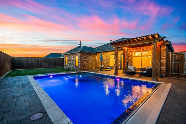 $450,000 | 12204 Knoxville Avenue, Lubbock, TX 79423