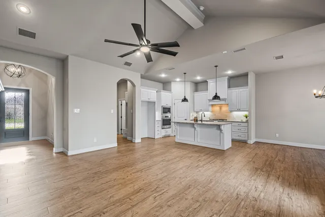 $450,000 | 12204 Knoxville Avenue, Lubbock, TX 79423