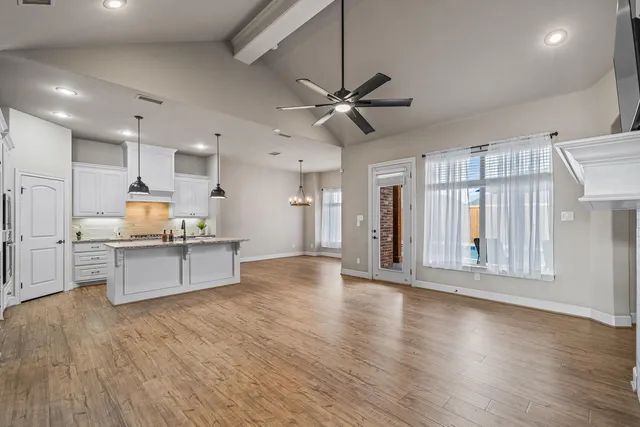 $450,000 | 12204 Knoxville Avenue, Lubbock, TX 79423