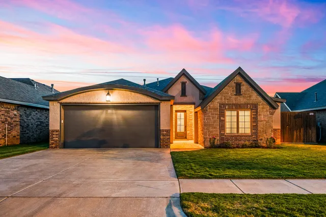 $450,000 | 12204 Knoxville Avenue, Lubbock, TX 79423