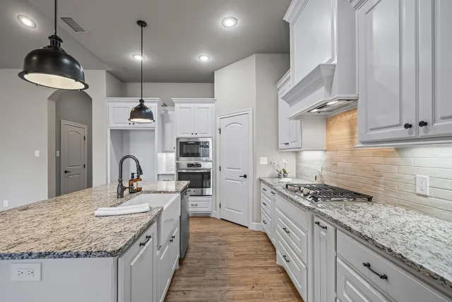 $450,000 | 12204 Knoxville Avenue, Lubbock, TX 79423