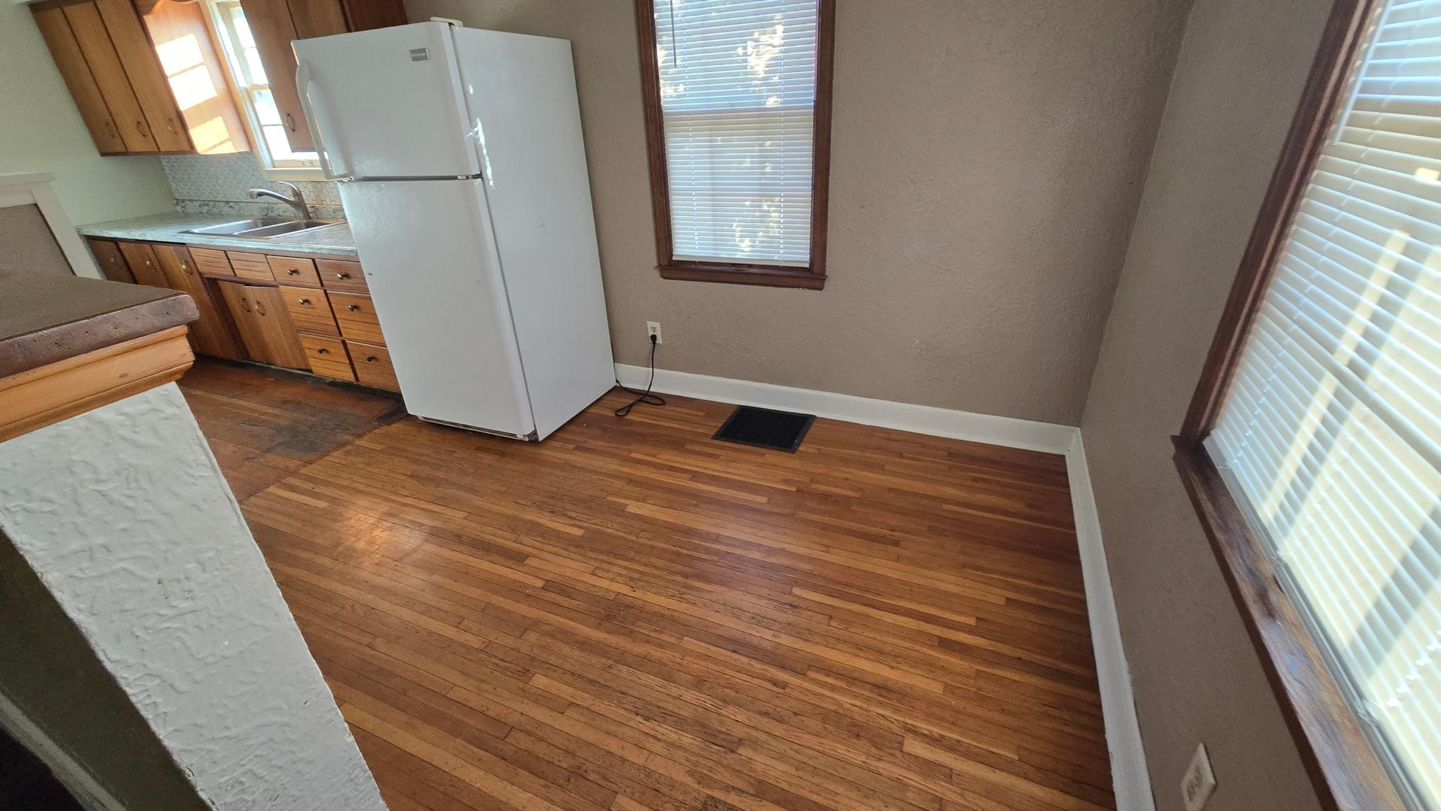 700 12th Avenue Southwest Austin, MN 55912 - Photo 6 of 14