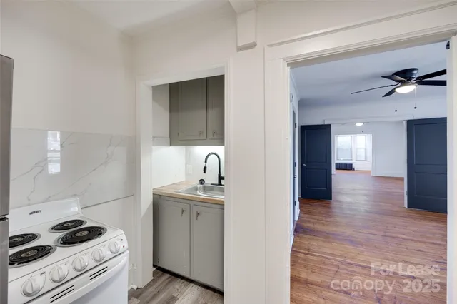 $950 | 49 Corban Avenue Southwest, Unit 1, Concord, NC 28025