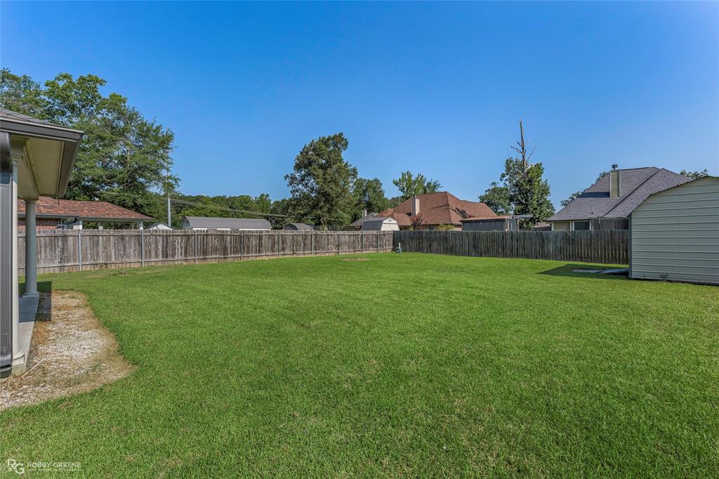 103 Bent Tree Loop Haughton, LA 71037 - Photo 2 of 27