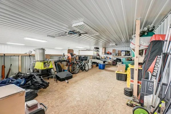 $1,150,000 | 877 Yellowstone Trail, Hudson, WI 54016