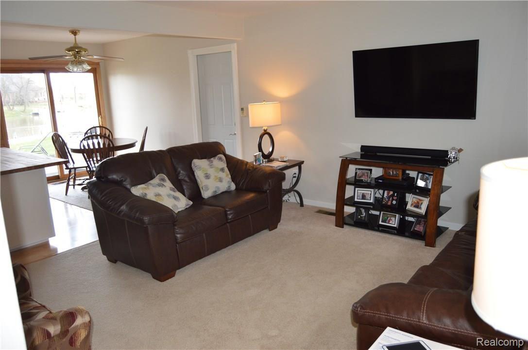 26295 South River Road Harrison Township, MI 48045 - Photo 5 of 26 26295SoRiverRdKaren (15).JPG