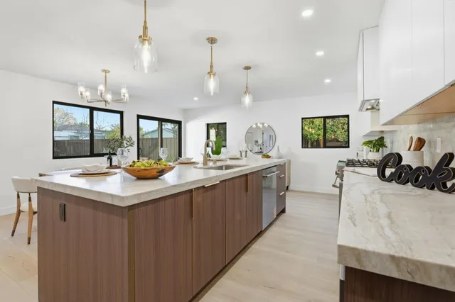 $2,950,000 | 315 West Meadow Drive, Palo Alto, CA 94306