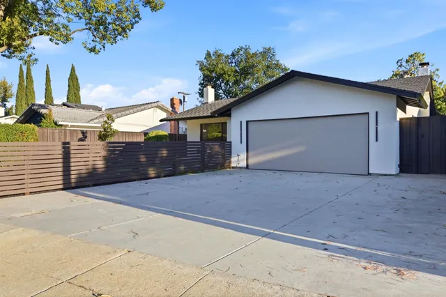 $2,950,000 | 315 West Meadow Drive, Palo Alto, CA 94306