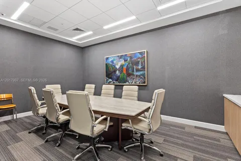 $1,295,000 | 888 Brickell Key Drive, Unit 1207, Miami, FL 33131