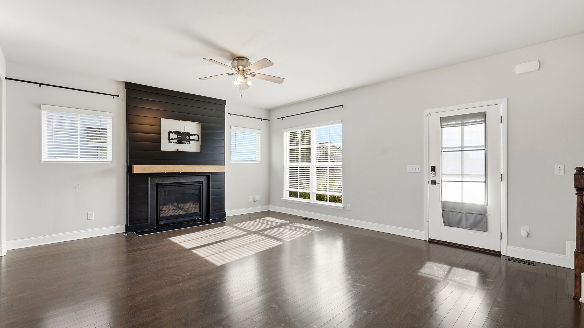 1042 Solomon Lane Spring Hill, TN 37174 - Photo 11 of 54