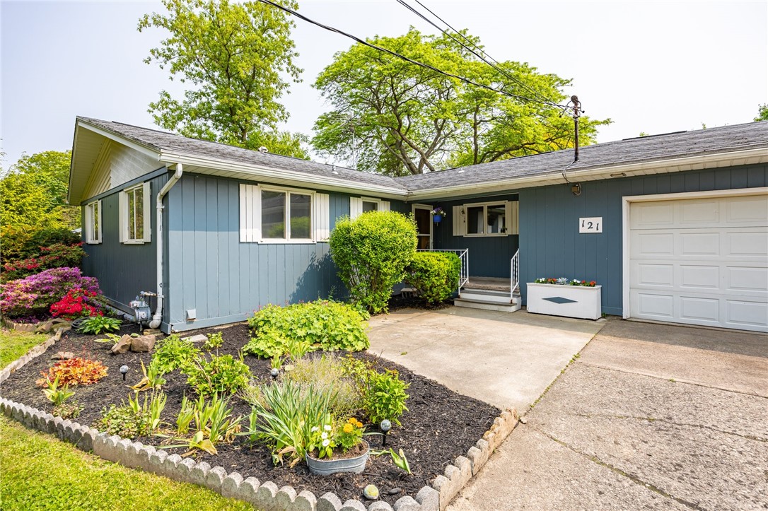 121 Brook Street Parma, NY 14468 - Photo 2 of 46