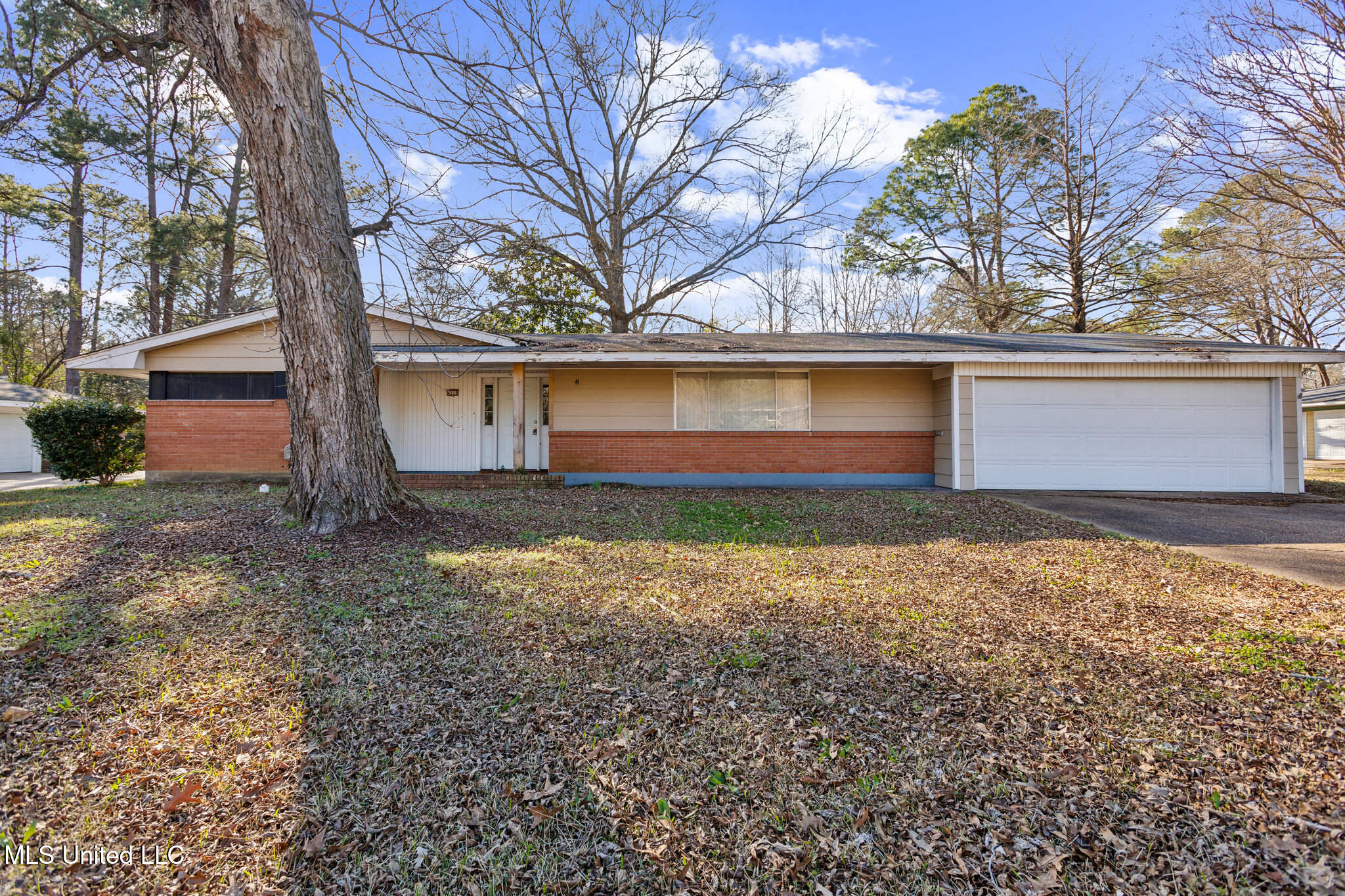 4539 Ridgewood Road Jackson, MS 39211 - Photo 1 of 30 Front