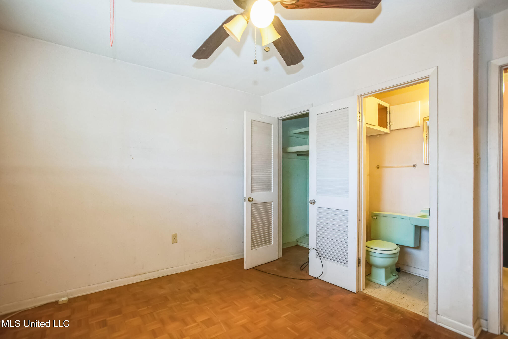 4539 Ridgewood Road Jackson, MS 39211 - Photo 24 of 30 4539_Ridgewood_Rd_Jackson_MS_39211-Bathr