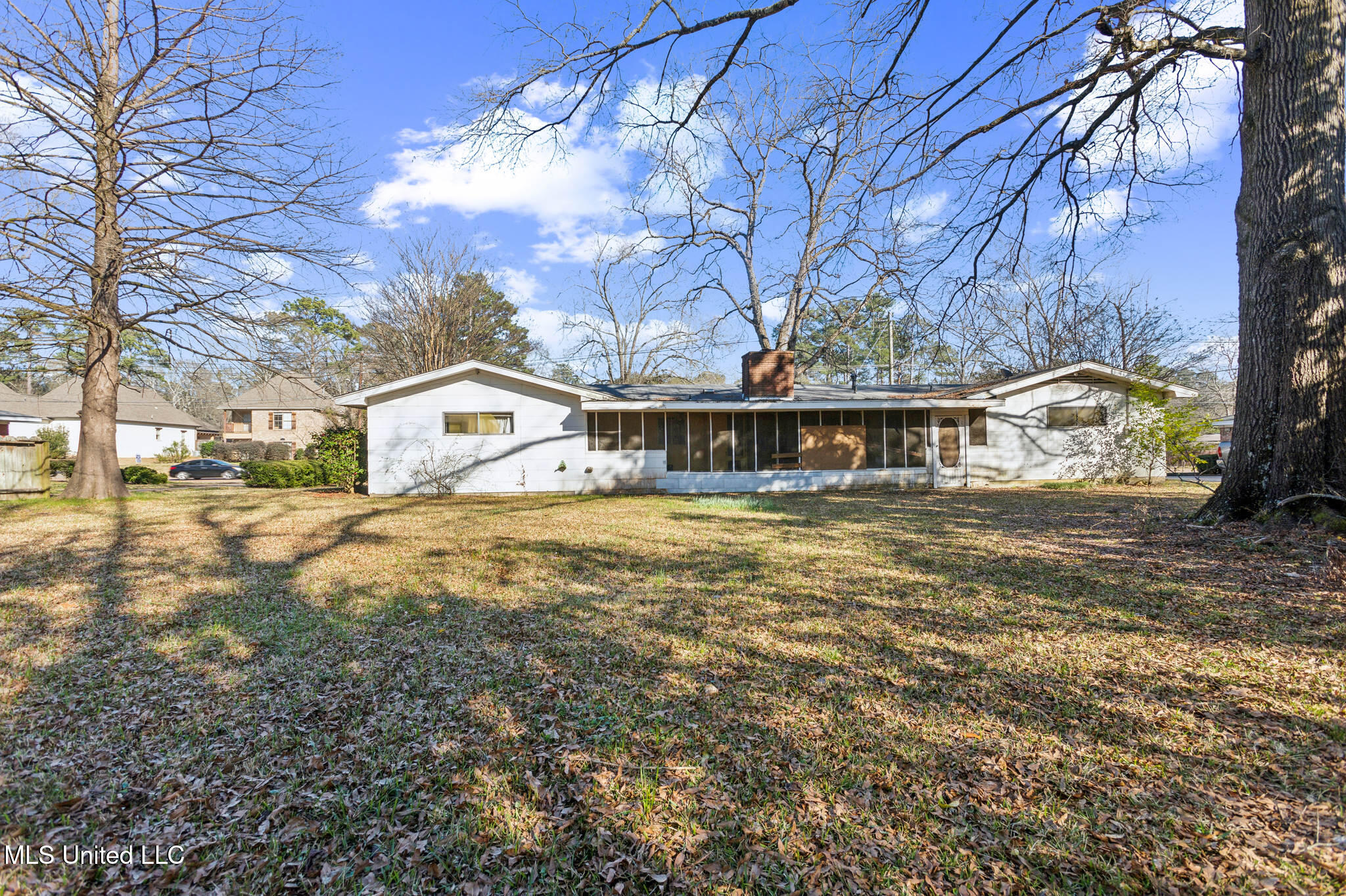 4539 Ridgewood Road Jackson, MS 39211 - Photo 5 of 30 Back