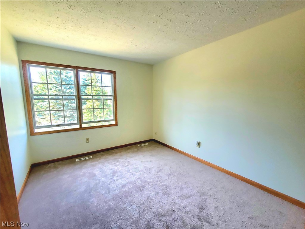 3844 Boston Road Brunswick, OH 44212 - Photo 16 of 32 Gallery Image 16
