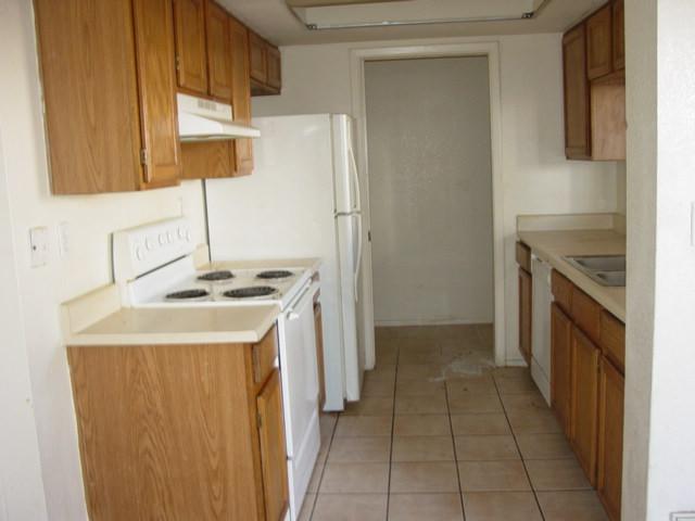 4401 East Riverside Street Phoenix, AZ 85040 - Photo 3 of 4 4401 E RIVERSIDE ST