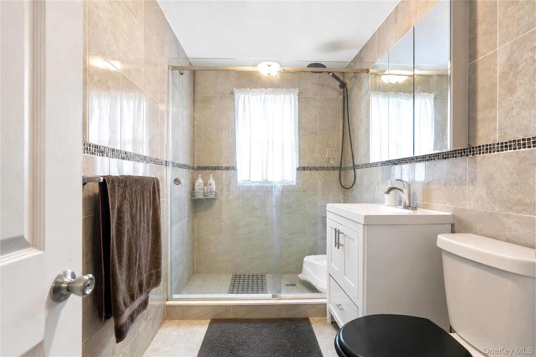 188-53 120th Road Queens, NY 11412 - Photo 26 of 33