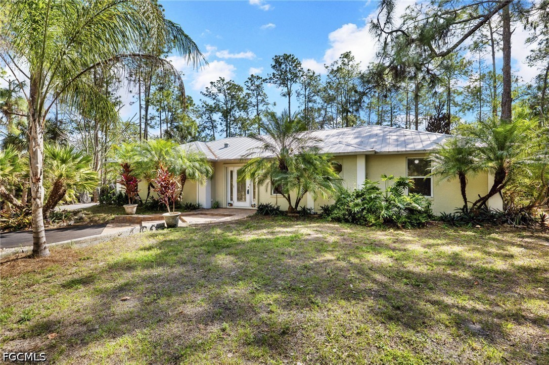 640 Desoto Boulevard South Naples, FL 34117 - Photo 31 of 34