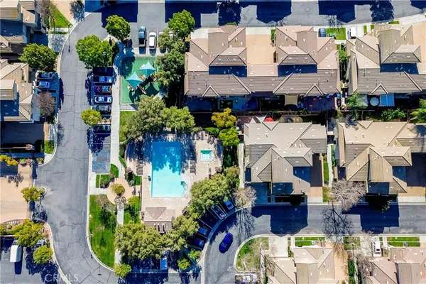 $515,000 | 25056 Driftoak Street, Murrieta, CA 92562