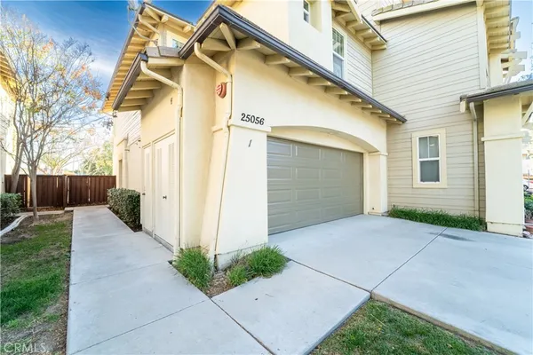 $515,000 | 25056 Driftoak Street, Murrieta, CA 92562