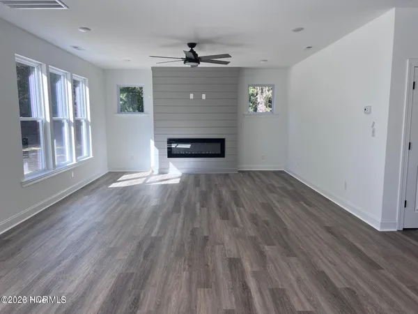 $459,900 | 1738 Dixon Grove Lane, Grimesland, NC 27837