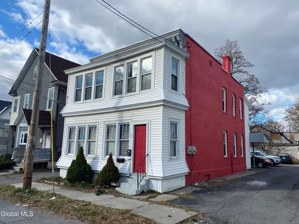 $149,900 | 71 James Street, Amsterdam, NY 12010
