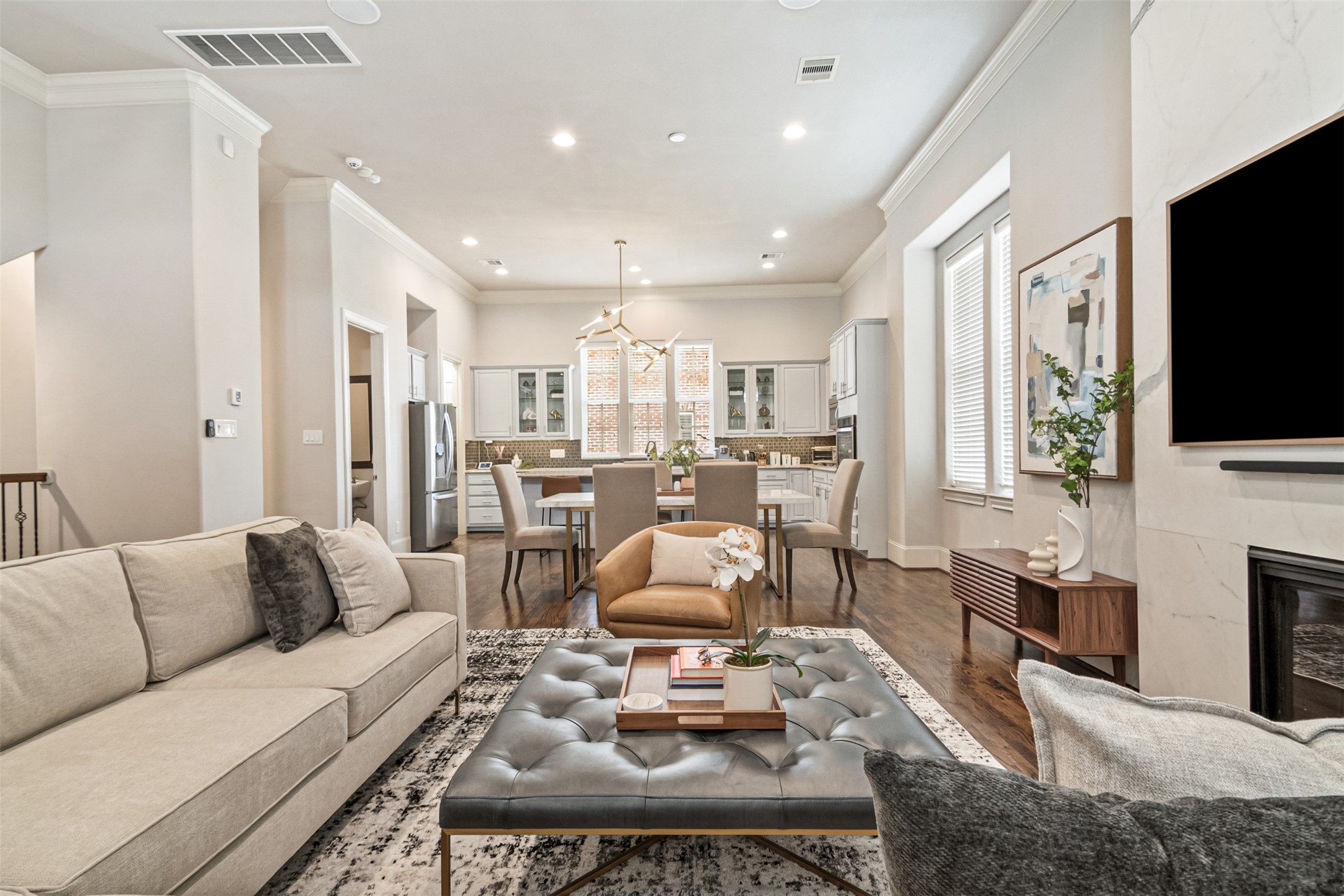 1847 Edwards Street Houston, TX 77007 - Photo 10 of 26 Gallery Image 10
