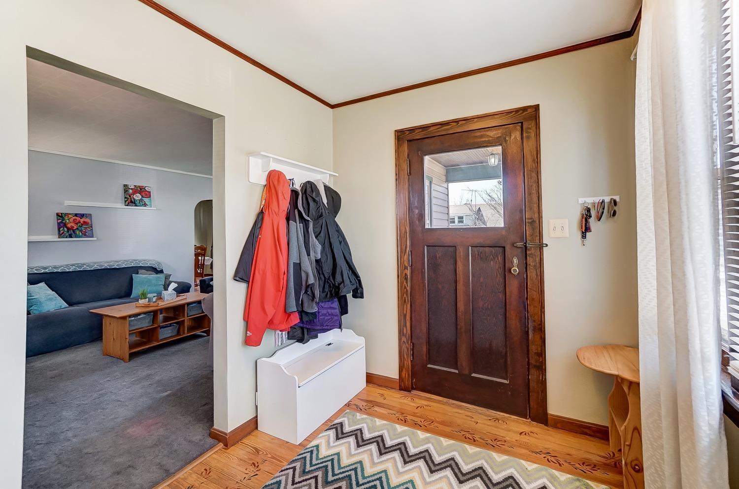 4357 Harding Avenue Cheviot, OH 45211 - Photo 4 of 21