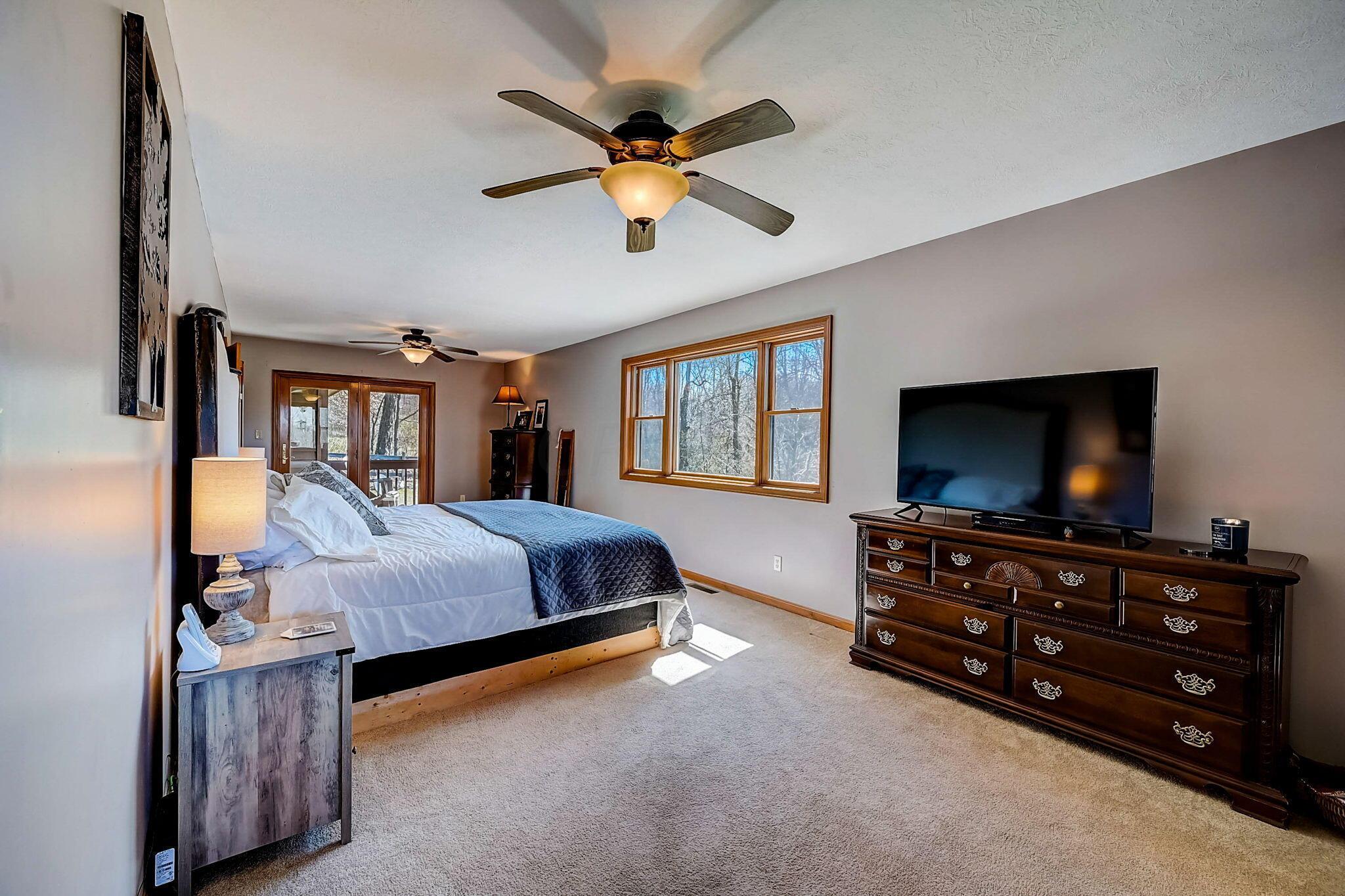 34203 Moore Road Logan, OH 43138 - Photo 27 of 65 Owenr's Suite