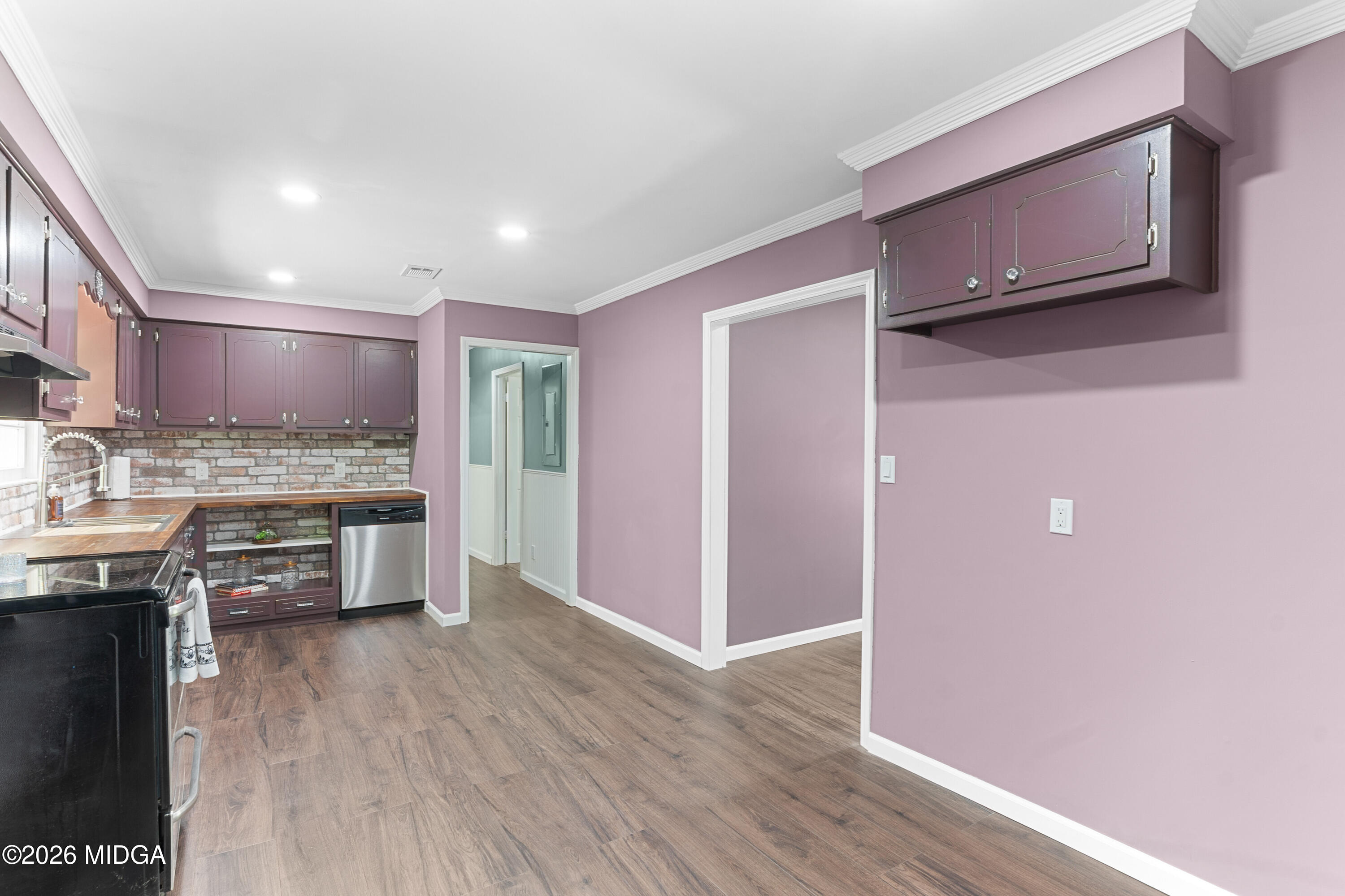 910 Perry Drive Macon, GA 31217 - Photo 10 of 47 18__AAA9863_mls
