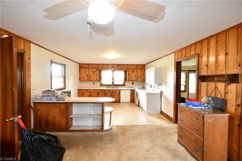 5615 Siloam Road Siloam, NC 27047 - Photo 10 of 19 Gallery Image 10