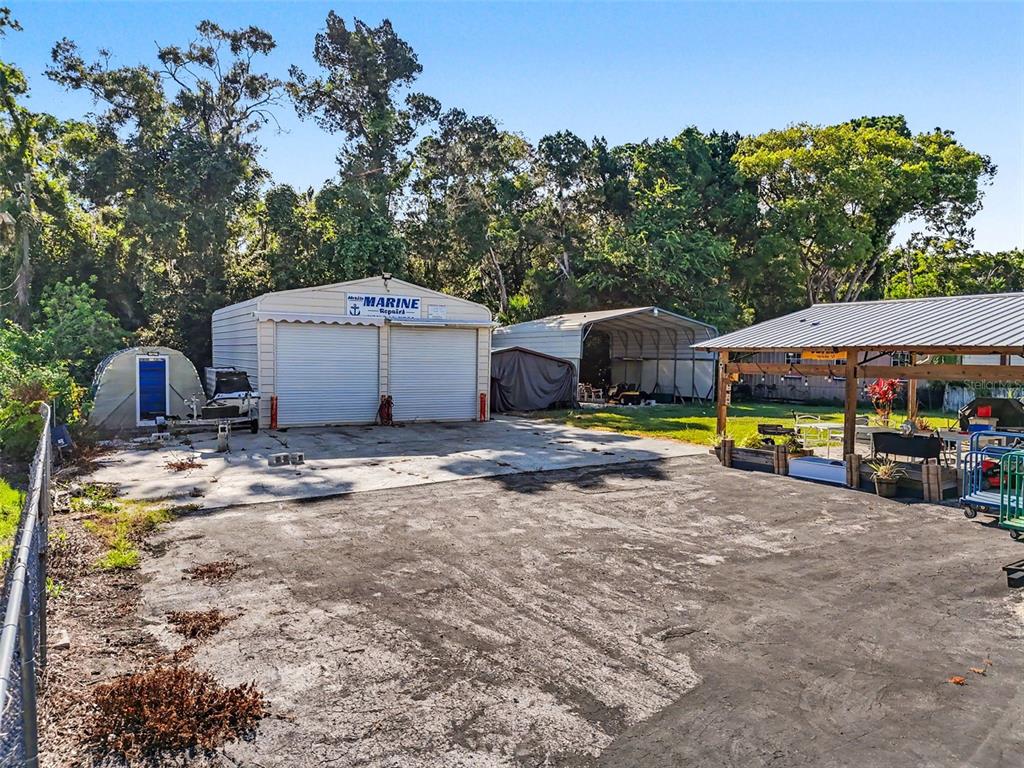 7813 Leo Kidd Avenue Port Richey, FL 34668 - Photo 36 of 95