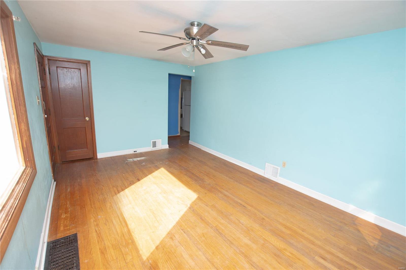 507 Doerr Street Roxana, IL 62084 - Photo 2 of 12