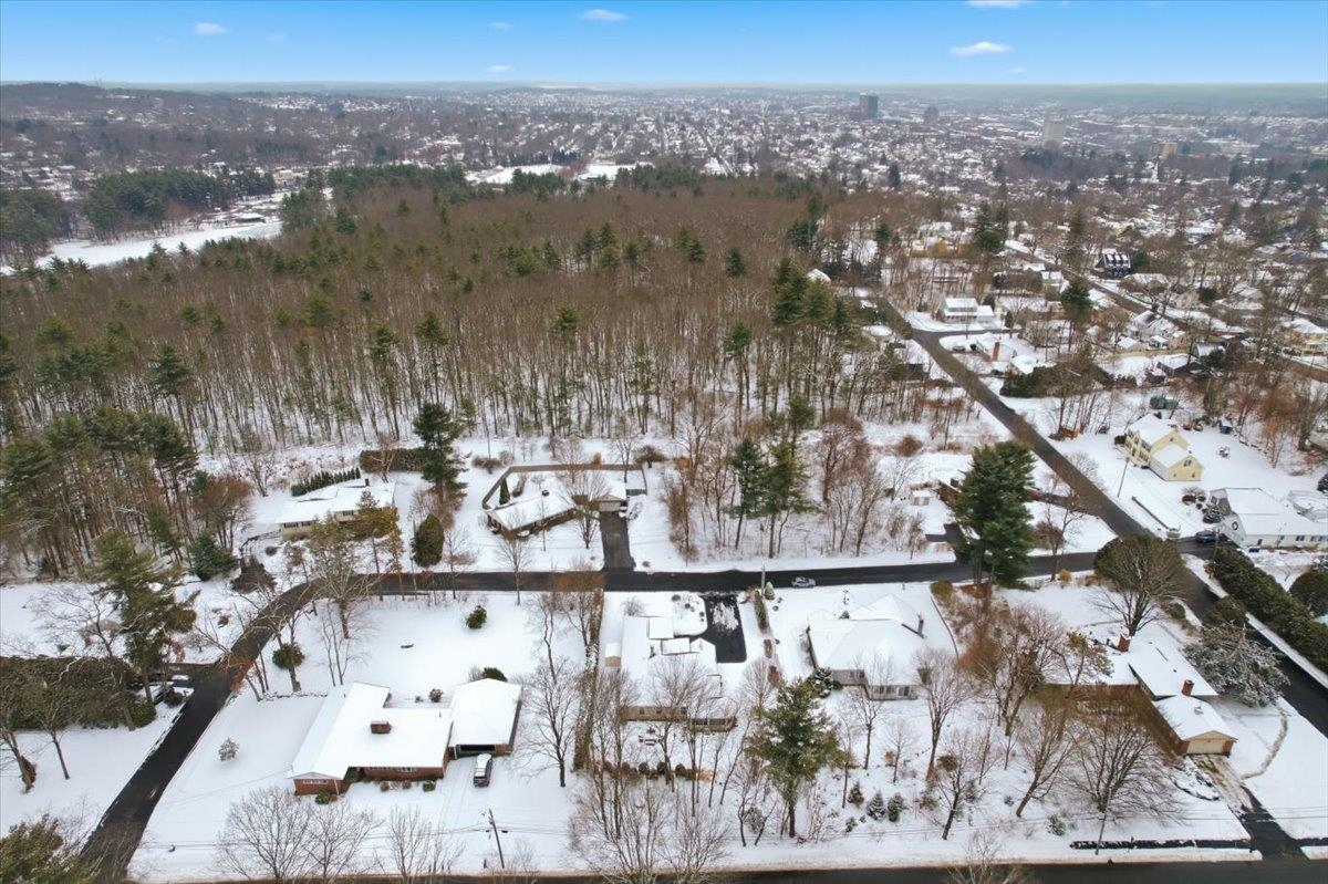 44 Cricket Lane Manchester, NH 03104 - Photo 47 of 52