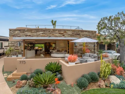 $4,399,900 | 773 East Solana Circle, Solana Beach, CA 92075